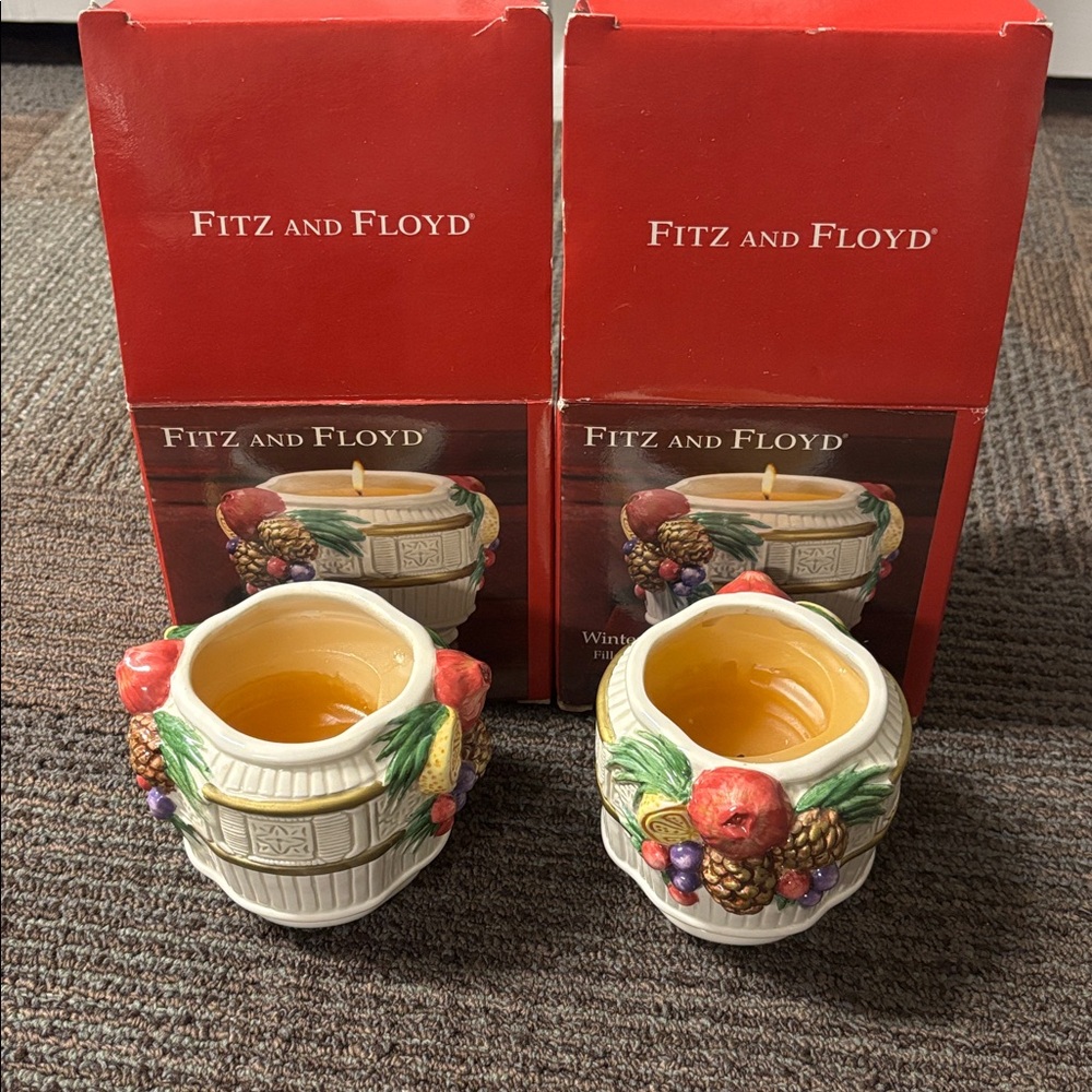 Pair of Fitz & Floyd winter spice candle & ceramic holder